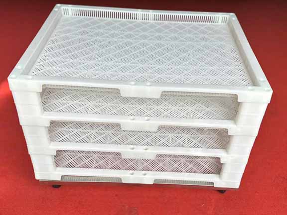 Khay sấy nhựa trong sản xuất dược liệu và thảo mộc